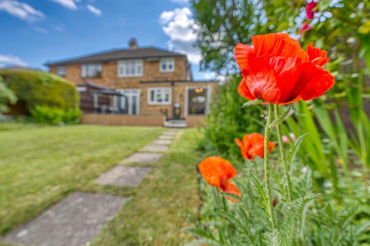 Elegant 5 Bed House - Sleeps 9, Central Solihull, Nec, Jlr, Hs2, Resorts World, Airport Business And Leisure Stays, Bagian luar foto