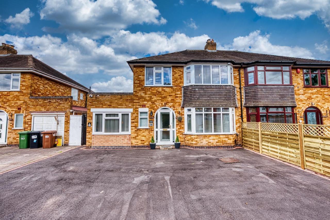 Elegant 5 Bed House - Sleeps 9, Central Solihull, Nec, Jlr, Hs2, Resorts World, Airport Business And Leisure Stays, Bagian luar foto